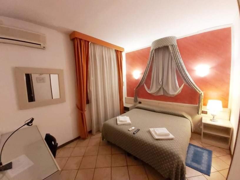 Hotel Arcella Padua Exteriör bild