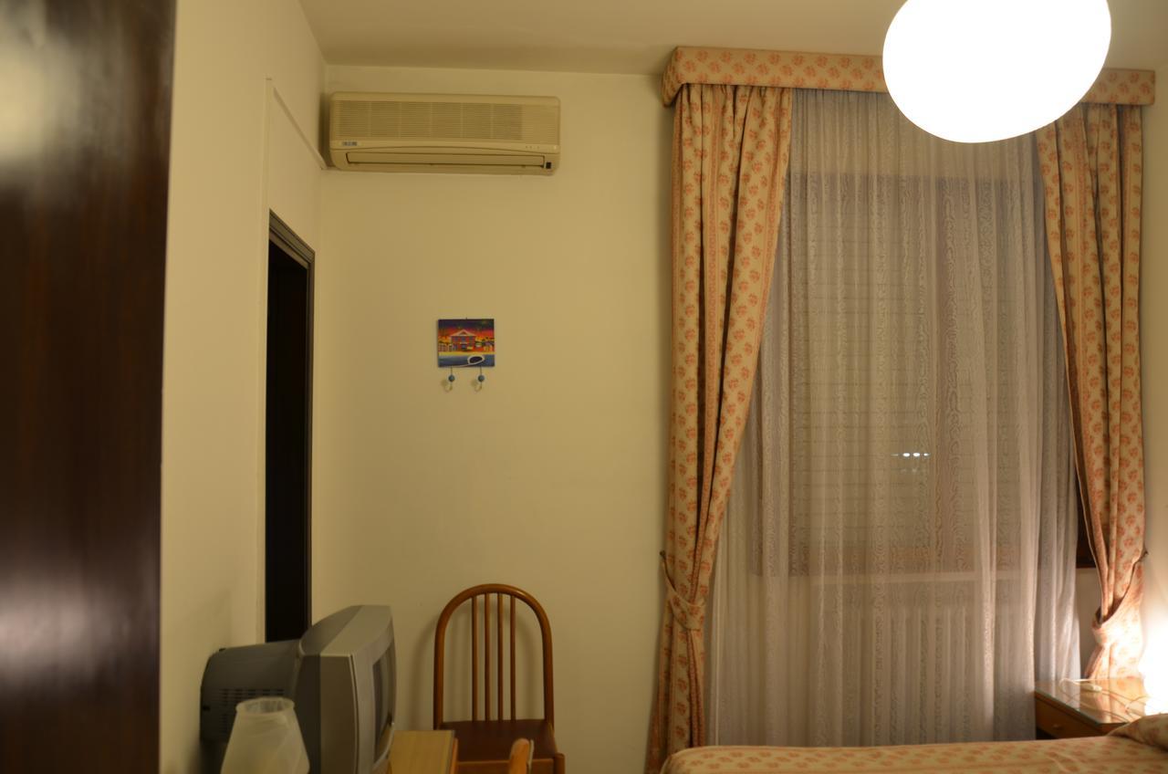 Hotel Arcella Padua Exteriör bild